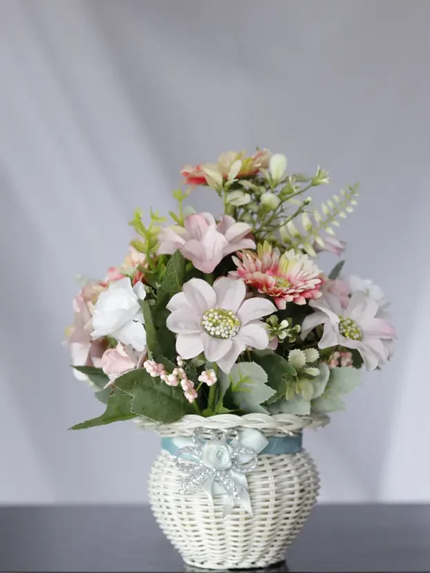 Rosas y Follaje - Arreglos Florales Envios a Bogotá y toda Colombia | Dkora Colombia