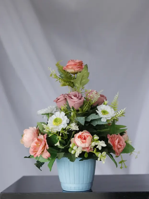 Rosas y Margarita - Arreglos Florales Envios a Bogotá y toda Colombia | Dkora Colombia