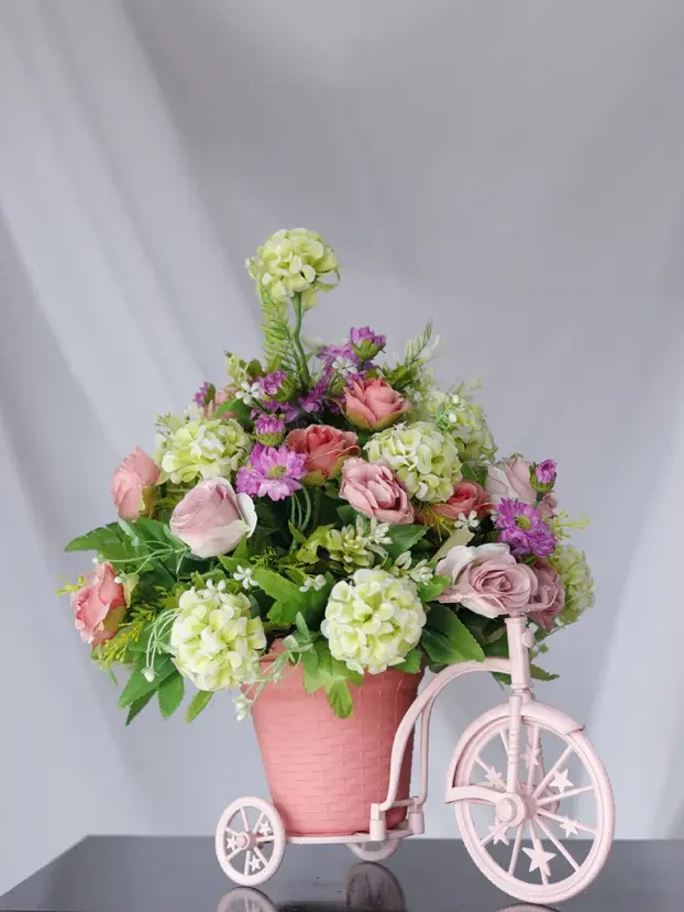 Rosa y Hortensia - Arreglos Florales Envios a Bogotá y toda Colombia | Dkora Colombia