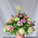 Rosas y Pompón - Arreglos Florales Envios a Bogotá y toda Colombia | Dkora Colombia