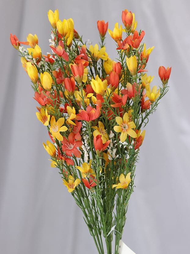 Ramo Flores por 8 – Naranja y Amarillo - Flores Artificiales Envios a Bogotá y toda Colombia | Dkora Colombia