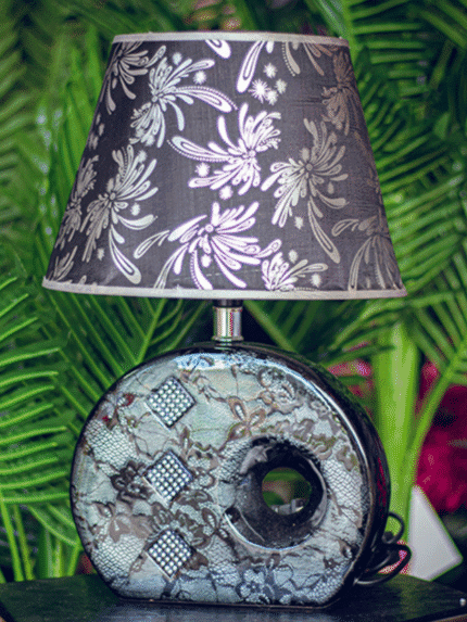 Lámpara gris con rombos en cerámica - Decora tu Hogar Envios a Bogotá y toda Colombia | Dkora Colombia