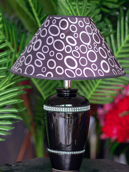 Lámpara negra en cerámica - Decora tu Hogar Envios a Bogotá y toda Colombia | Dkora Colombia
