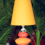 Lámpara café con flores - Decora tu Hogar Envios a Bogotá y toda Colombia | Dkora Colombia