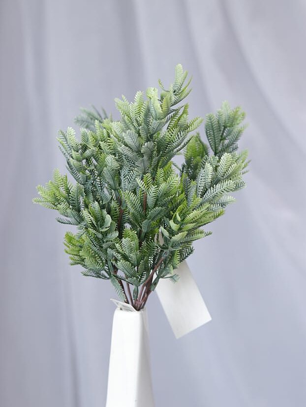 Hojas Mini Helecho Follaje – Verde Claro, Verde Oscuro y Blanco - Follaje y Plantas Envios a Bogotá y toda Colombia | Dkora Colombia