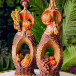 Pareja de Agricultores en cúpula – Naranja y Café - Decora tu Hogar Envios a Bogotá y toda Colombia | Dkora Colombia