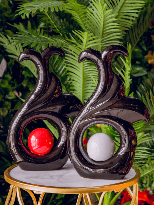 Jarrón con ondas y esfera en el centro - Figuras Abstractas Envios a Bogotá y toda Colombia | Dkora Colombia