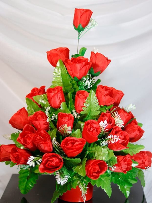 Rosas con Helecho Cuero - Amor y Amistad Envios a Bogotá y toda Colombia | Dkora Colombia