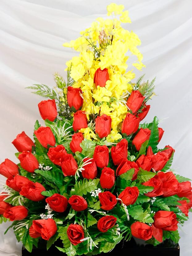 Rosas y Flores de cerezo - Amor y Amistad Envios a Bogotá y toda Colombia | Dkora Colombia