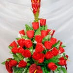 Rosas con follaje bicolor - Amor y Amistad Envios a Bogotá y toda Colombia | Dkora Colombia