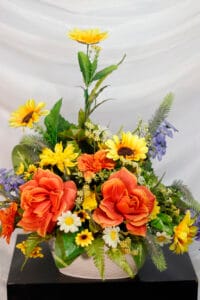 Girasol y Rosas naranjas - Amor y Amistad Envios a Bogotá y toda Colombia | Dkora Colombia