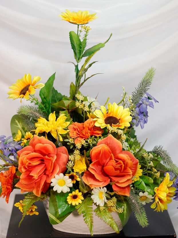 Girasol y Rosas naranjas - Amor y Amistad Envios a Bogotá y toda Colombia | Dkora Colombia