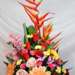 Rosas y Lirios fucsia - Amor y Amistad Envios a Bogotá y toda Colombia | Dkora Colombia