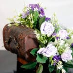 Baúl grande con Tulipanes - Amor y Amistad Envios a Bogotá y toda Colombia | Dkora Colombia