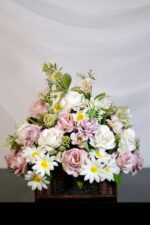 Baúl grande con rosas - Amor y Amistad Envios a Bogotá y toda Colombia | Dkora Colombia