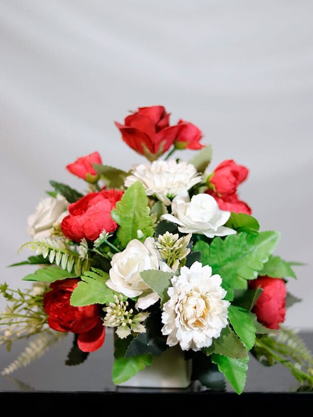 Mini Margaritas y Rosas - Amor y Amistad Envios a Bogotá y toda Colombia | Dkora Colombia