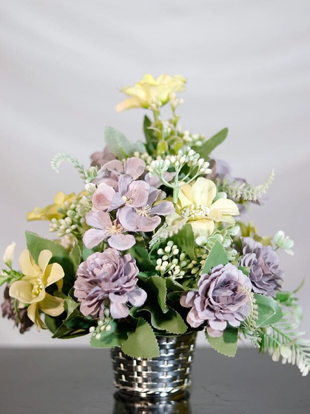 Clavel y Margaritas - Amor y Amistad Envios a Bogotá y toda Colombia | Dkora Colombia