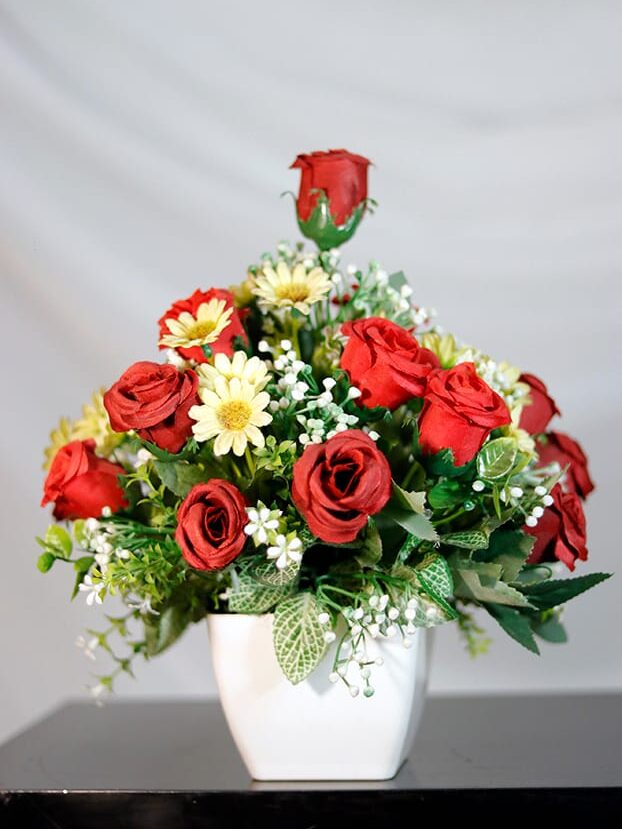 Margaritas Amarillas y Rosas - Amor y Amistad Envios a Bogotá y toda Colombia | Dkora Colombia