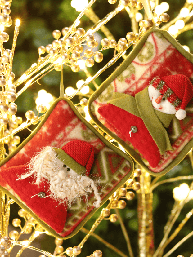 Mini Cojín en verde y rojo – 2 modelos - Decora tu Navidad Envios a Bogotá y toda Colombia | Dkora Colombia