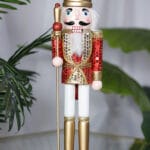 Cascanueces de 39cm con luz - Decora tu Navidad Envios a Bogotá y toda Colombia | Dkora Colombia