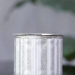 Cinta de organza con líneas rojas y blancas, borde alambrado - Cintas Envios a Bogotá y toda Colombia | Dkora Colombia