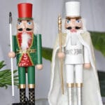 Cascanueces de 38cm en madera con apliques en lentejuelas - Decora tu Navidad Envios a Bogotá y toda Colombia | Dkora Colombia