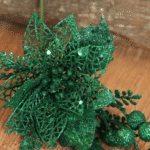 Ramo Flor de Navidad por 9 –Ocre - Decora tu Navidad Envios a Bogotá y toda Colombia | Dkora Colombia