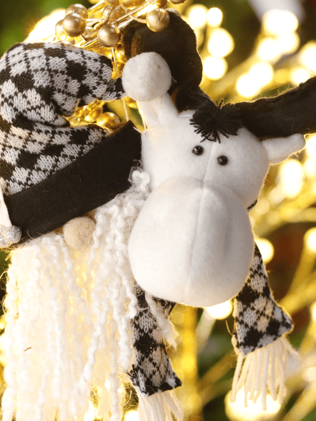 Muñeco de peluche navideño – 2 estilos - Decora tu Navidad Envios a Bogotá y toda Colombia | Dkora Colombia