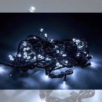 Instalación Lineal 100 LED – Luz Cálida, Alambre Plata, 10m, Enchufe, 8 Funciones en caja PVC - Decora tu Navidad Envios a Bogotá y toda Colombia | Dkora Colombia