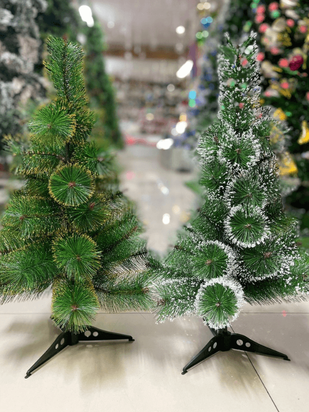 Árbol de Navidad Verde Oscuro con Ramas Frondosas - Árboles de Navidad Envios a Bogotá y toda Colombia | Dkora Colombia