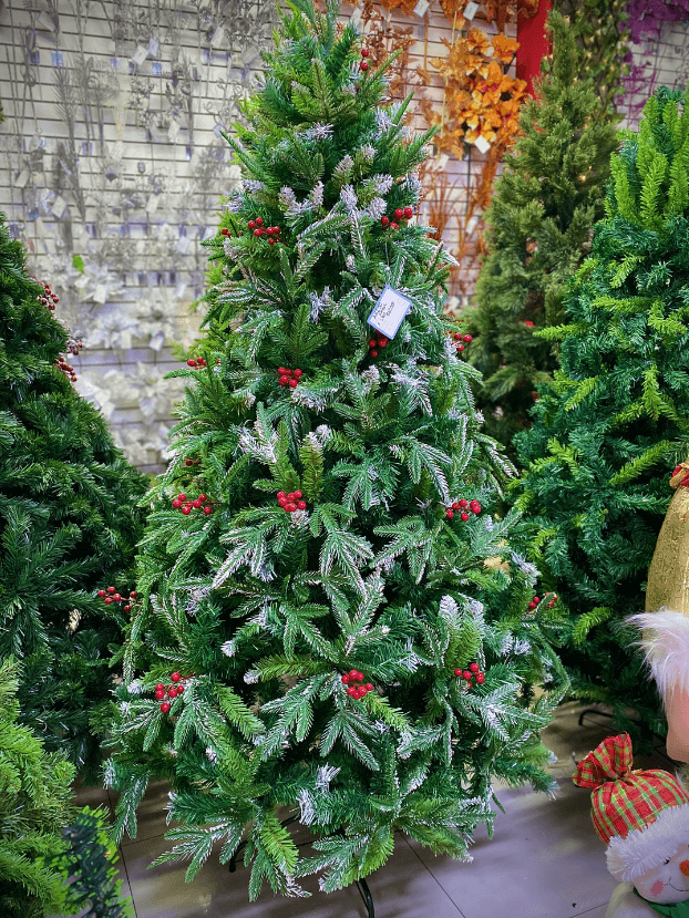 Árbol de Navidad de 1.8 Metros Bicolor con Puntas Nevadas y Racimos de Cerezas - Árboles de Navidad Envios a Bogotá y toda Colombia | Dkora Colombia
