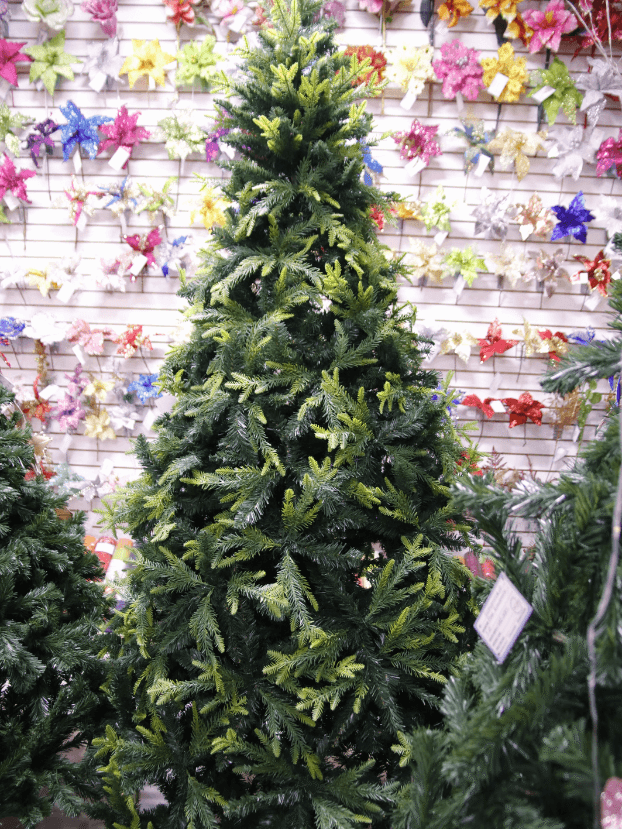 Árbol tradicional verde de 2,40 m con punta PVC verde claro. - Árboles de Navidad Envios a Bogotá y toda Colombia | Dkora Colombia