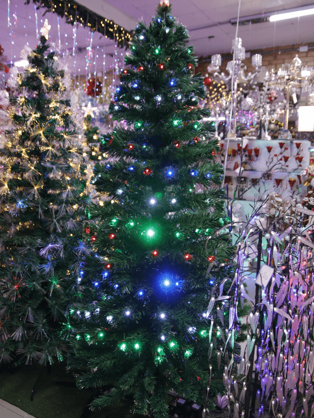 Árbol LED y fibra óptica multicolor con decoración de estrellas. - Árboles de Navidad Envios a Bogotá y toda Colombia | Dkora Colombia