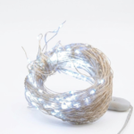 Instalación solar Led lineal por 100 luces, cable verde, cálida 10Mts en caja. - Decora tu Navidad Envios a Bogotá y toda Colombia | Dkora Colombia
