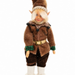 Elfo Navideño Sentado 45 cm - Decora tu Navidad Envios a Bogotá y toda Colombia | Dkora Colombia